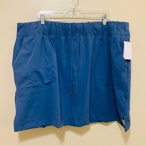 Livi Lane Bryant Blue Short size 22/24 NWT